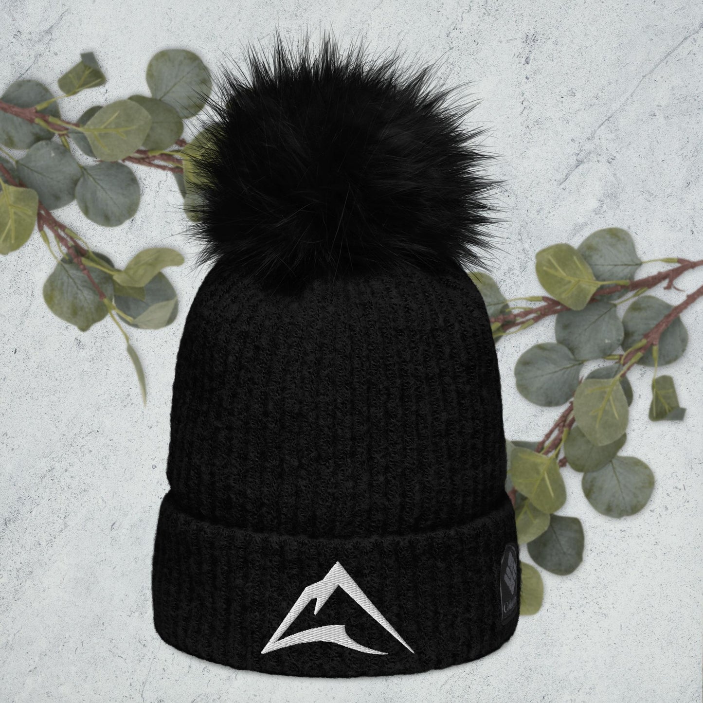 Lake & Mountain Life | Columbia pom-pom beanie