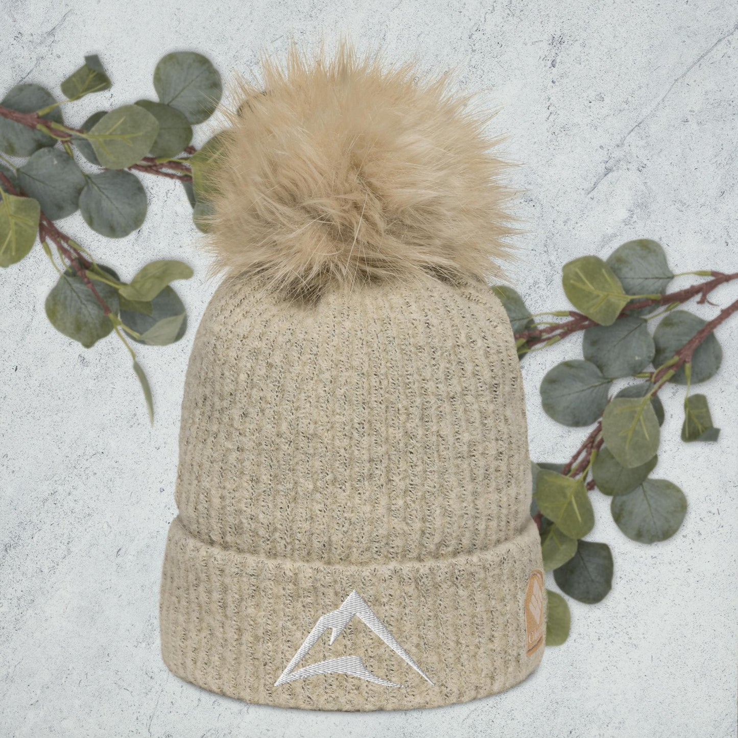 Lake & Mountain Life | Columbia pom-pom beanie